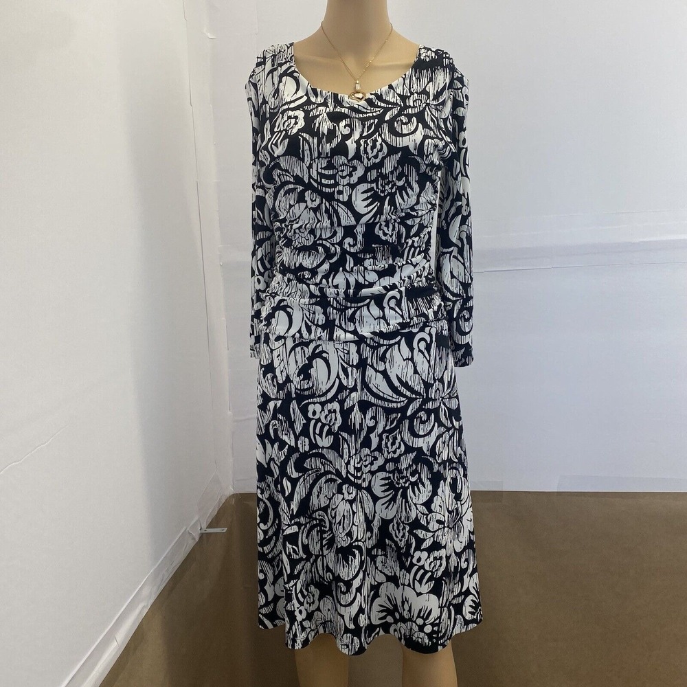 Saint Tropez west Women black and‎ white 3/4 sleeve Dress size 8 Stretch Floral